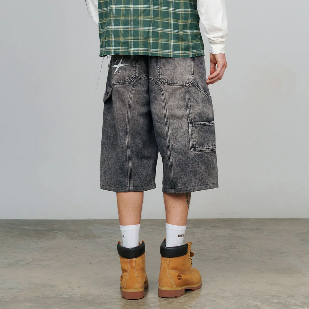 TRUE PRELUDE SLASHED DENIM JORTS NEGROS