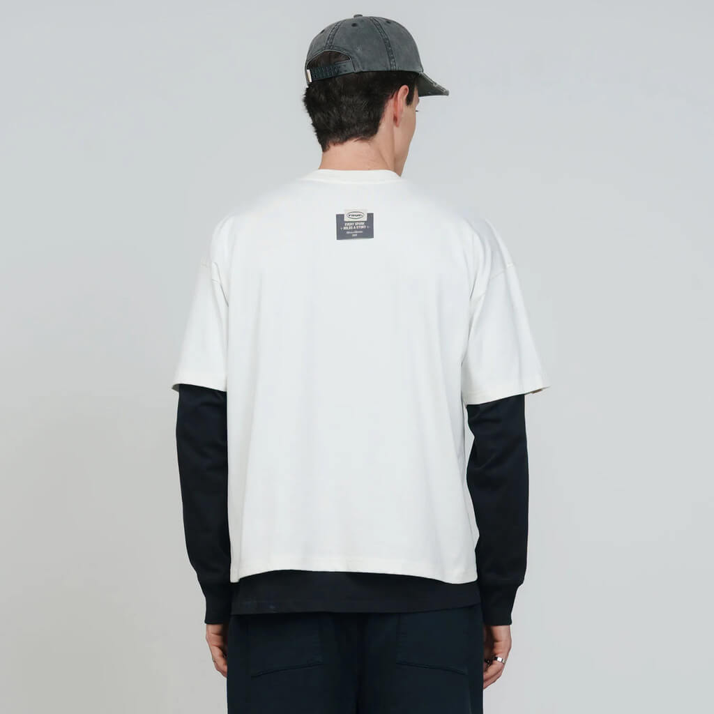 TRUE TOO BRIGHT TO MISS TEXT ME CAMISETA BOXY BEIGE