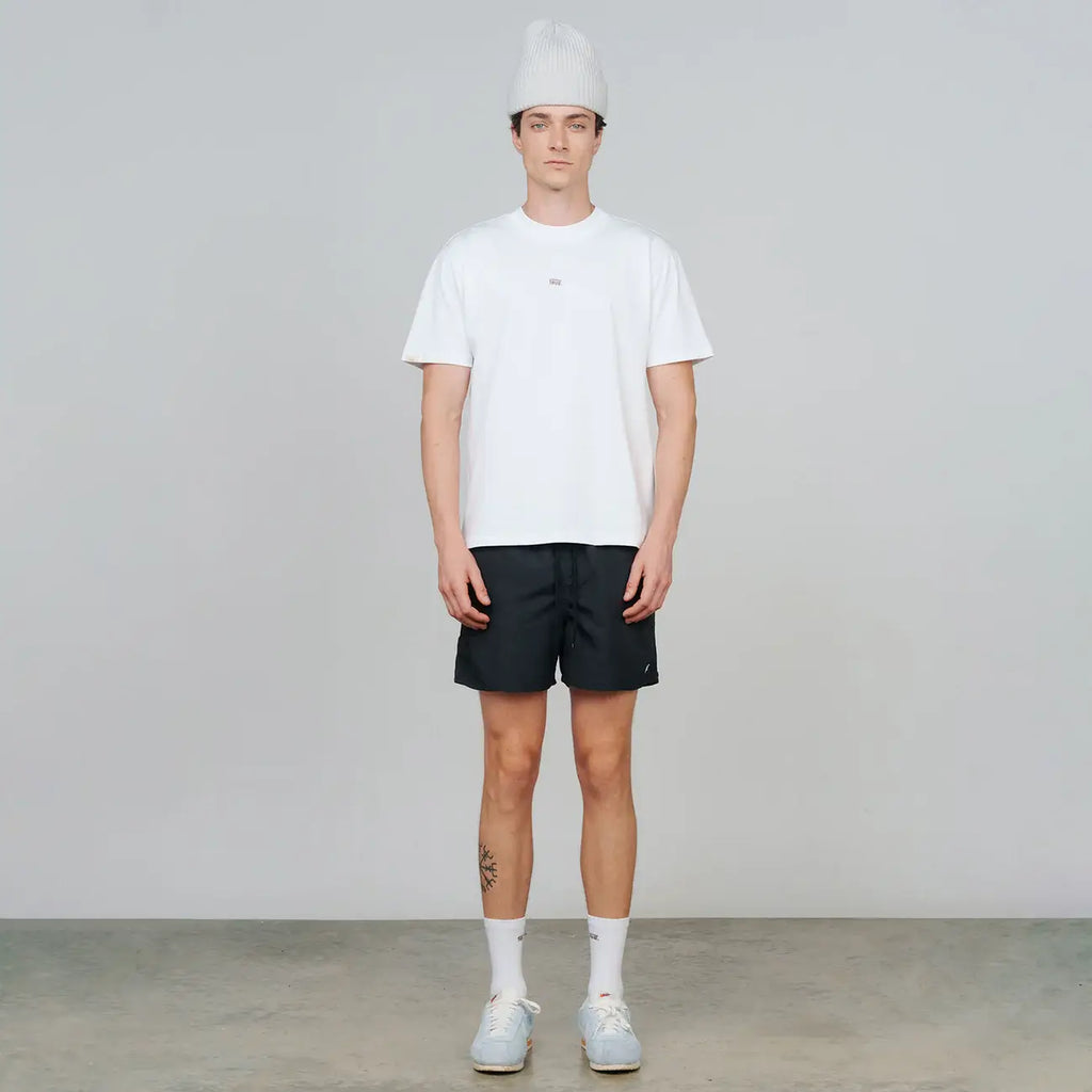TRUE CLASSICS ACTIVE SHORTS NEGROS