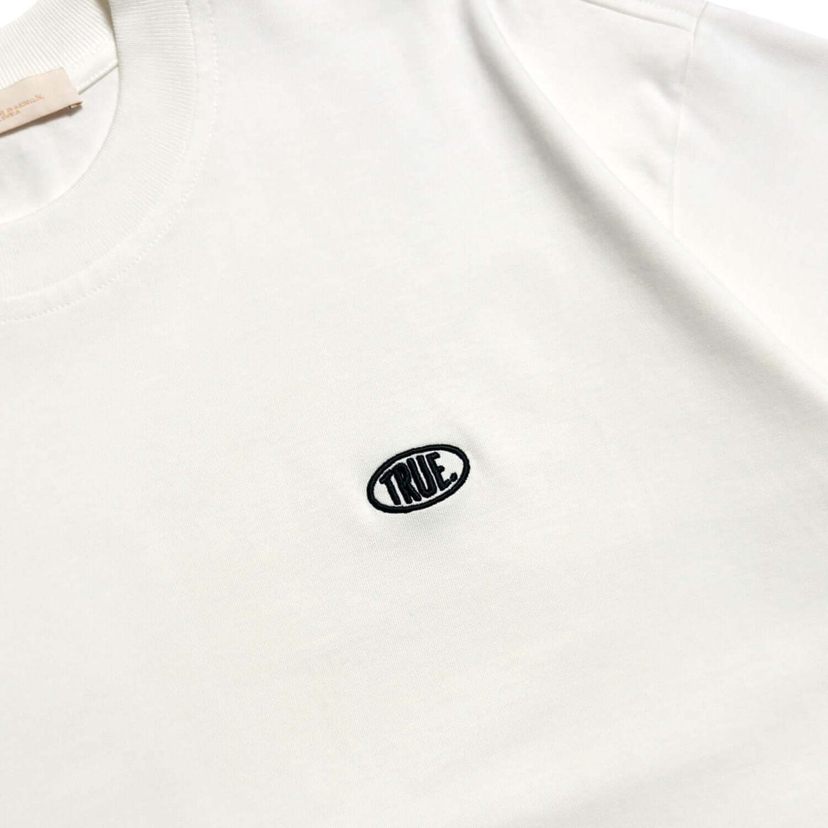 TRUE UNIFORM CAMISETA OVERSIZE BEIGE