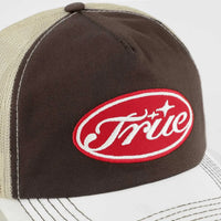 TRUE TRUE STAMP TRUCKER CAP GORRA AJUSTABLE CAMIONERA CAFE
