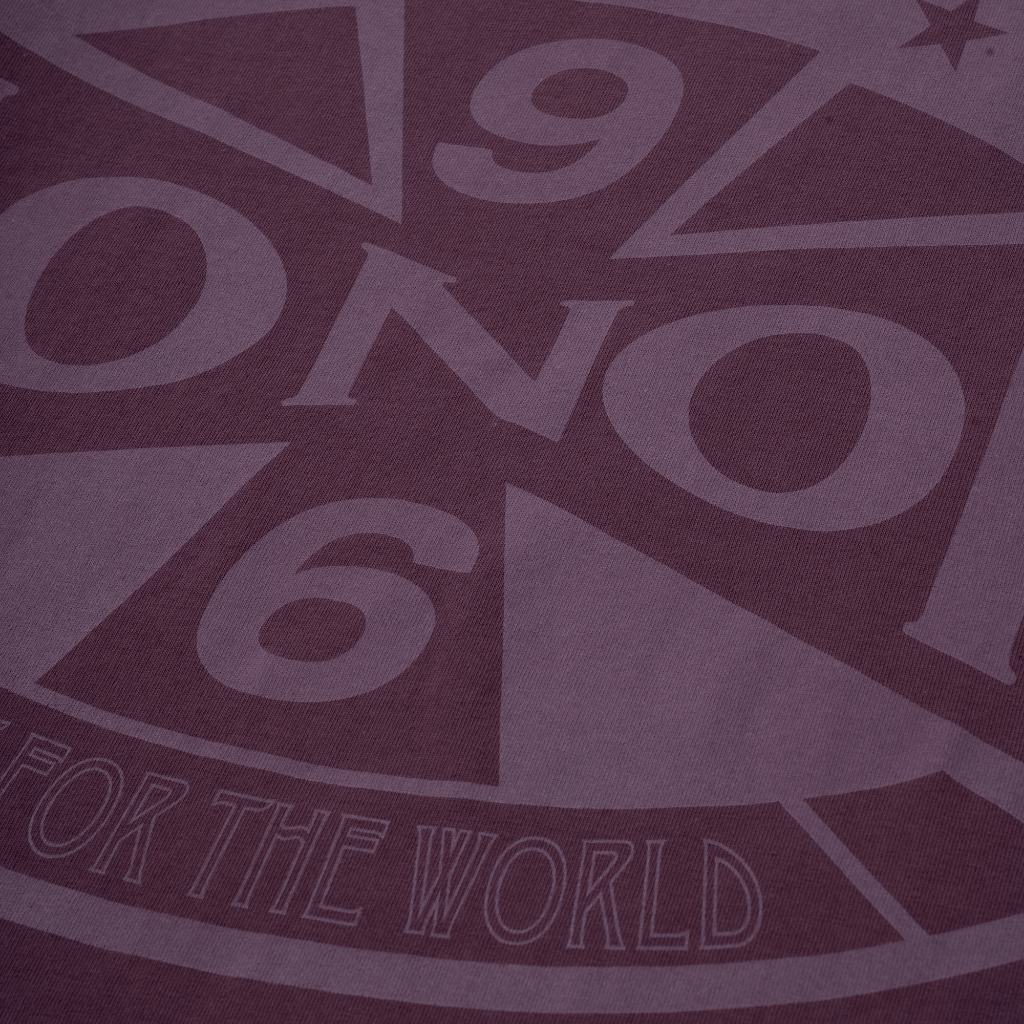 MONOIC RECORDS CAMISETA OVERSIZED BUILT FOR THE WORLD VINOTINTO