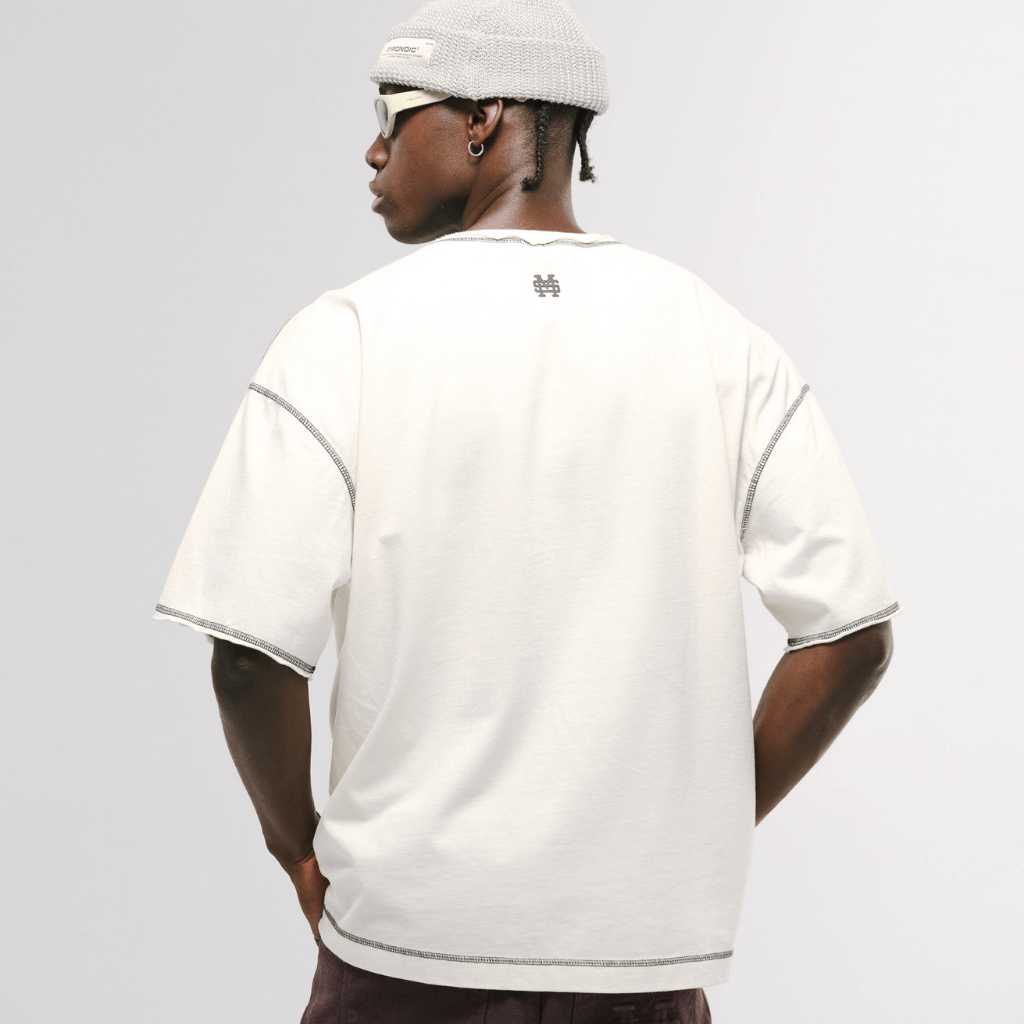 MONOIC RECORDS CAMISETA BOXY FIT DESIGN COLLECTIVE BLANCA