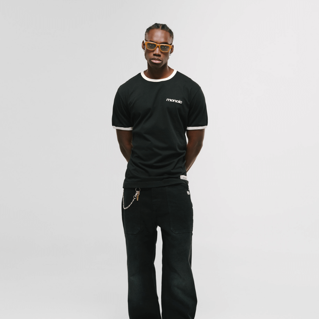 MONOIC RECORDS CAMISETA RINGER FIT NEGRA / BLANCO