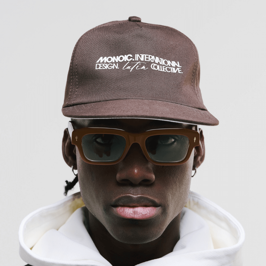 MONOIC RECORDS LATIN DESIGN COLLECTIVE GORRA AJUSTABLE CAFE