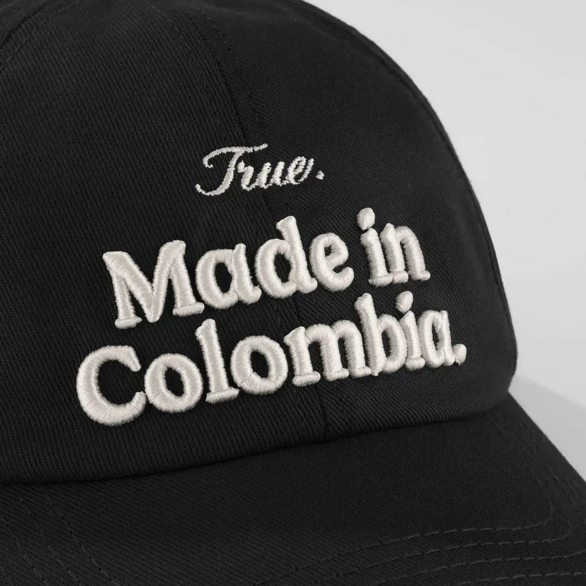 TRUE COLOMBIA CAP GORRA AJUSTABLE NEGRA
