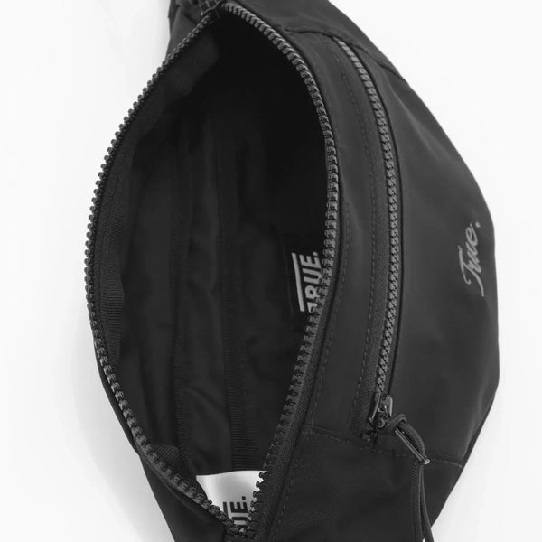 TRUE CLASICOS SIGNATURE FANNYPACK NEGRO