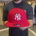 NEW ERA 9FIFTY MLB NY YANKEES GORRA AJUSTABLE ROJA