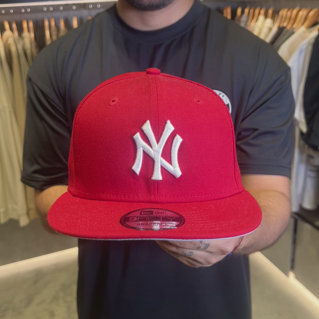 NEW ERA 9FIFTY MLB NY YANKEES GORRA AJUSTABLE ROJA