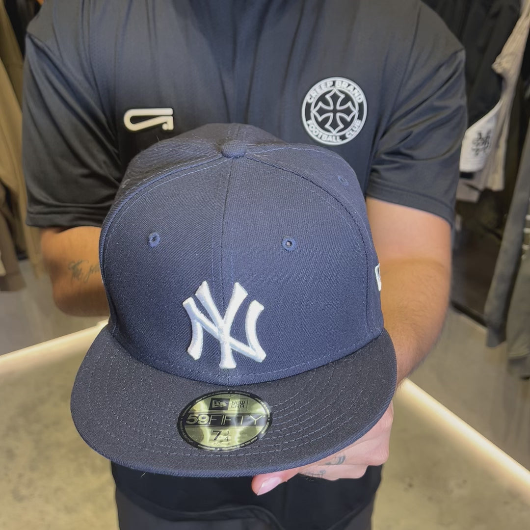 NEW ERA 59FIFTY MLB NY YANKEES WORLD SERIES LOGO BLANCO GORRA CERRADA AZUL NAVY
