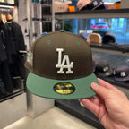 NEW ERA 59FIFTY MLB LA DODGERS BEEF N BROCOLI GORRA CERRADA CAFE / VERDE
