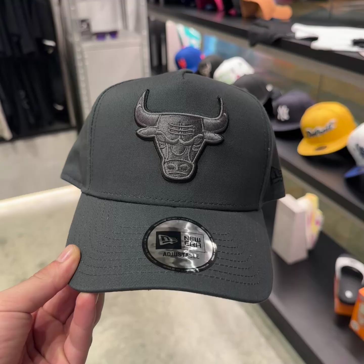 NEW ERA 9FORTY NBA CHICAGO BULLS TEAM OUTLINE GORRA AJUSTABLE Gris