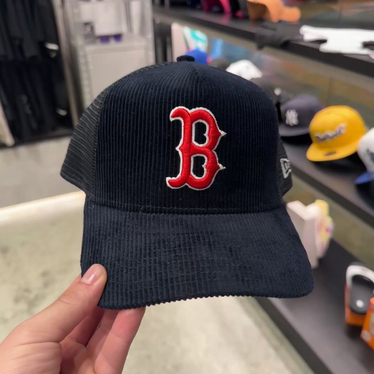 NEW ERA 9FORTY MLB BOSTON RED SOX CORDUROY GORRA AJUSTABLE CAMIONERA AZUL