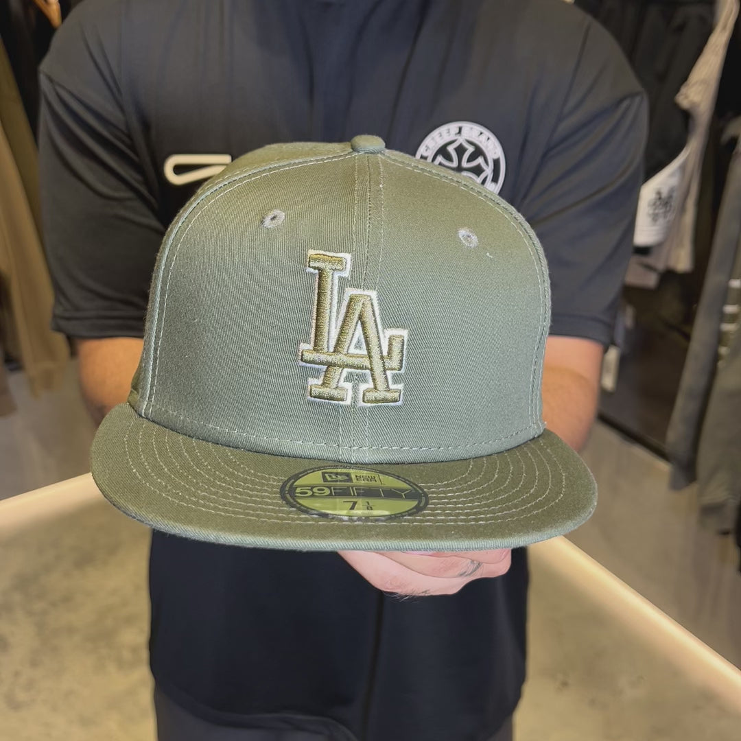 NEW ERA 59FIFTY MLB BASICA LA DODGERS LOGO VERDE GORRA CERRADA VERDE