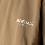 FEAR OF GOD ESSENTIALS SACO OVERSIZE CANELA