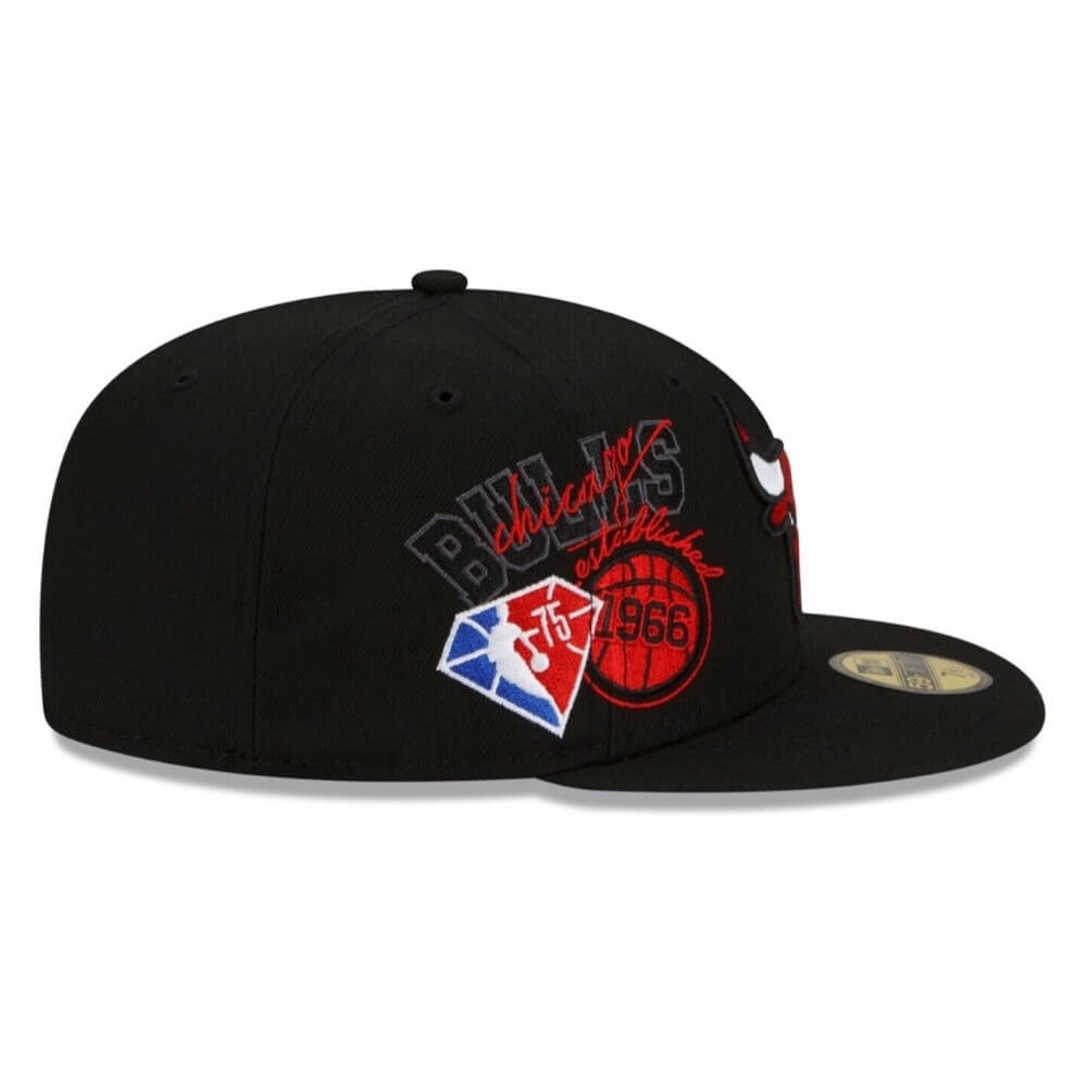 NEW ERA 59FIFTY NBA BULLS BACK HALF BLACK CLOSED CAP 